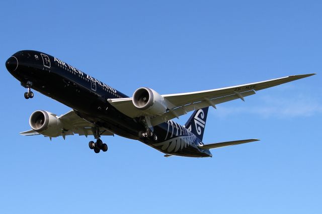 Boeing 787-9 Dreamliner (ZK-NZE)