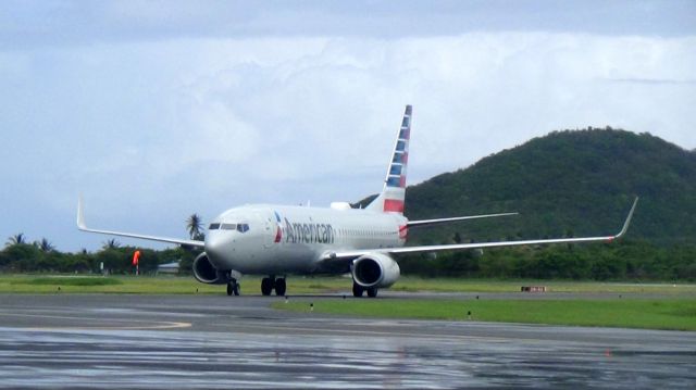 Boeing 737-800 (N850NN)