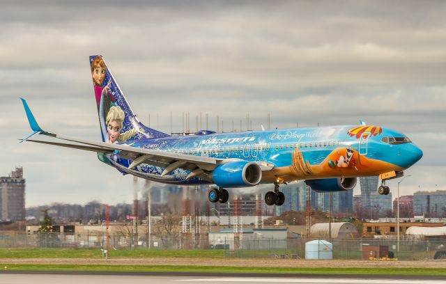 Boeing 737-800 (C-GWSV) - WJA547 arrives from St. Johns Newfoundland