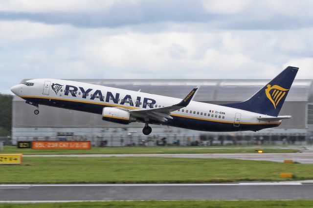 Boeing 737-800 (EI-EMM) - RYR4332 off to the sunshine of Tenerife