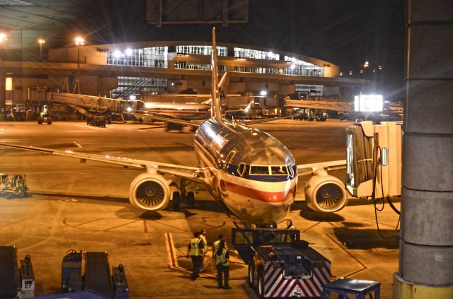 — — - American Airlinesbr /br /Dallas/Fort Worth International Airport (IATA: DFW, ICAO: KDFW, FAA LID: DFW)br /TDelCorobr /March 30, 2013