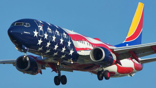 Boeing 737-800 (N500WR) - 13R approach for Freedom One on it's first visit to San Antonio.br /June 19,2021