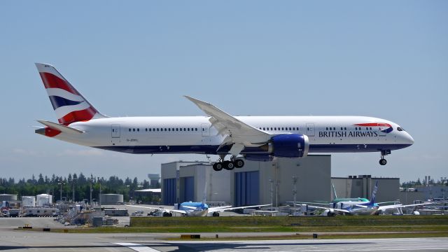 Boeing 787-9 Dreamliner (G-ZBKL) - BOE373 on final to Rwy 16R to complete a B1 flight on 6/28/16. (ln 451 / cn 38628).