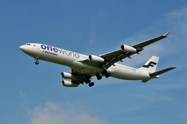 Airbus A340-300 (OH-LQE) - 2015/6/28