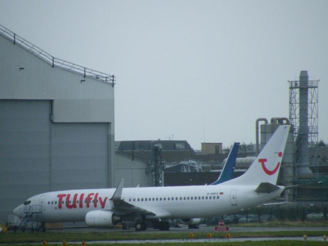 Boeing 737-700 (D-AHFO)