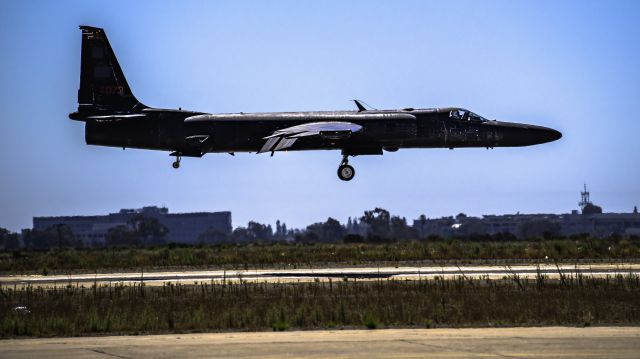 Lockheed ER-2 — - The U-2 Dragonlady drops from 80,000 ft to greet the crowds at Miramar Airshow 2022