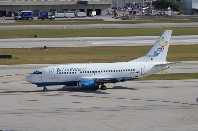 Boeing 737-500 (C6-BFE) - Bahamasair (UP) C6-BFE B737-5H6 [cn26450]br /Fort Lauderdale (FLL). Bahamasair flight UP208 taxis for departure to Nassau Lynden Pindling (NAS). br /Taken from Terminal 1 car park roof level br /2018 04 07br /a rel=nofollow href=http://alphayankee.smugmug.com/Airlines-and-Airliners-Portfolio/Airlines/AmericasAirlines/Bahamasair-UPhttps://alphayankee.smugmug.com/Airlines-and-Airliners-Portfolio/Airlines/AmericasAirlines/Bahamasair-UP/a