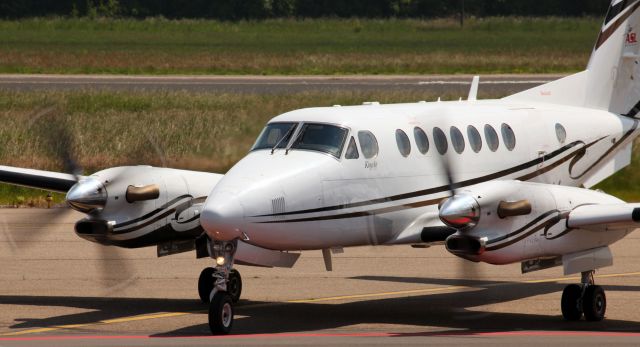 Beechcraft Super King Air 350 (OO-GMJ)