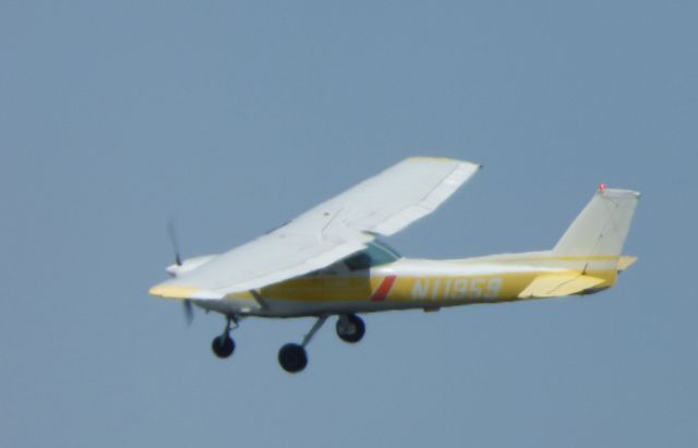 Cessna Commuter (N11959) - Shown here is this Cessna 150 aircraft off the shore of Sandy Hook NJ in the Spring of 2016.  