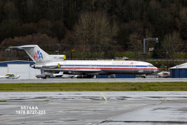 BOEING 727-200 (N874AA) - Titles badly faded due weather exposure