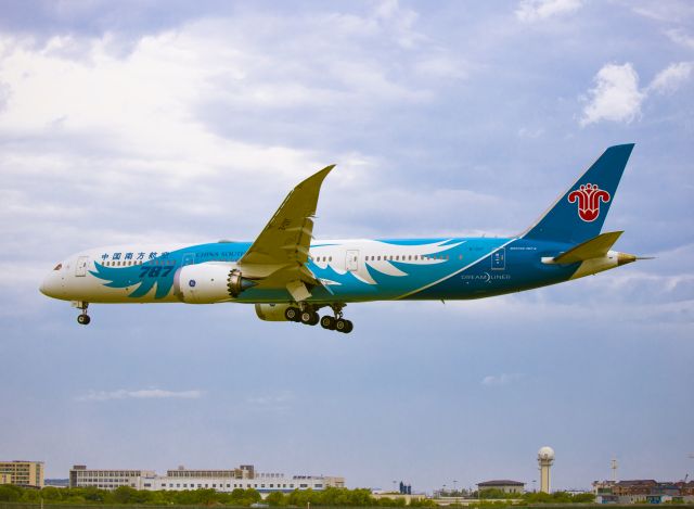 Boeing 787-8 (B-1297)