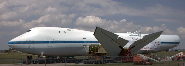 N905NA — - NASA Shuttle Carrier Aircraft (SCA) N905NA ready for transport from Ellington Field to Space Center Houston (2014-04-24)