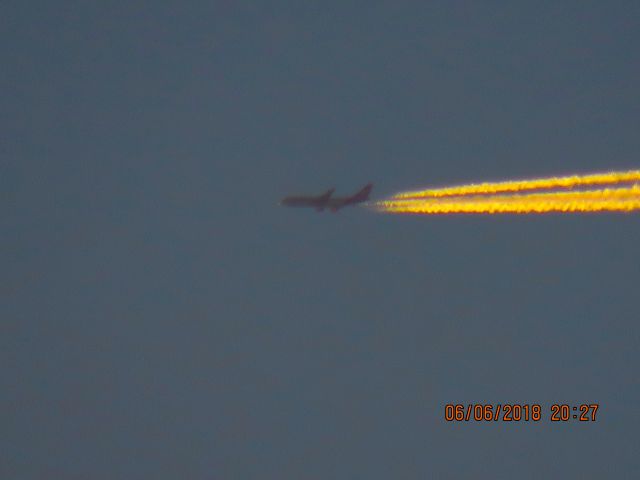 Boeing 747-400 (VH-OJS)