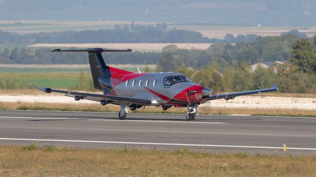 Pilatus PC-12 (PH-SFH)