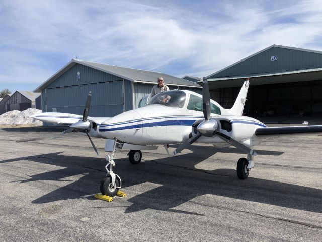 Cessna 310 (N91EH)