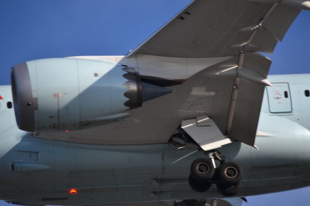 Boeing 787-8 —