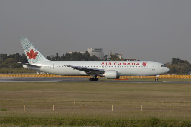 BOEING 767-300 (C-GLCA) - Departure at Narita Intl Airport 16R on 2010/5/2