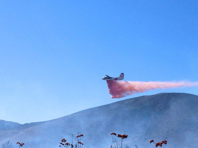 MARSH Turbo Tracker (N427DF) - Working the Raceway Fire, Pala Ca Summer 2013