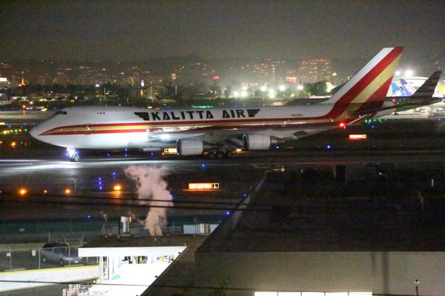 Boeing 747-400 (N403KZ)
