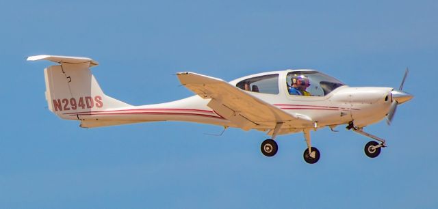 Diamond Star (N294DS) - N294DS - Diamond DA40 Diamond Star s/n 40.959 - North Las Vegas Airport  KVGTbr /Photo: Tomás Del Corobr /June 1, 2021