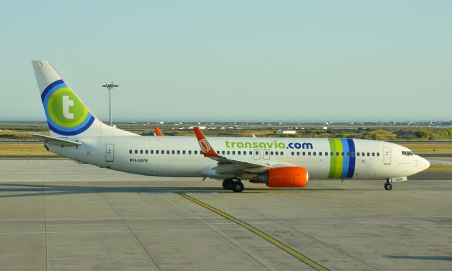 Boeing 737-700 (PH-GGW) - Transavia Boeing 737-8EH(WL) PH-GGW in Faro