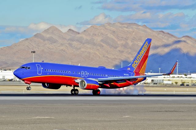 Boeing 737-800 (N8325D) - N8325D Southwest Airlines Boeing 737-8H4- cn 37003 / ln 4255  Friday, 16 November 2012 N8325D B737-8H4 Southwest Delivered  - Las Vegas - McCarran International (LAS / KLAS) USA - Nevada, December 15, 2012 Photo: Tomás Del Coro