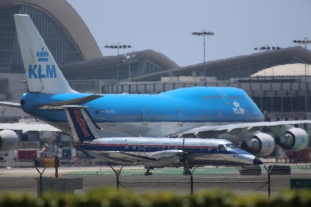 Boeing 747-400 (PH-BFV)