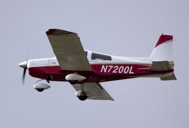 Grumman AA-5 Tiger (N7200L) - A very nice Tiger! Take off runway 26.