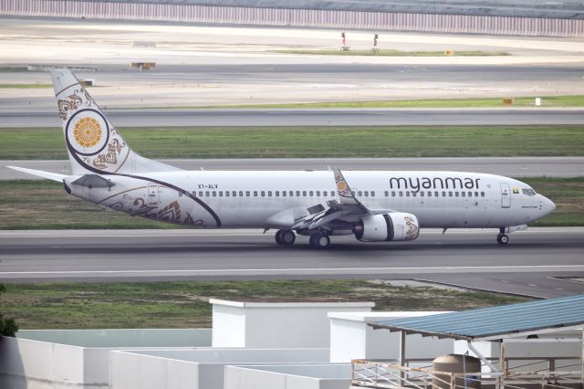 Boeing 737-800 (XY-ALV) - 23rd April, 2025: Early morning flight UB 019 from Yangon about to turn off after landing on rwy 20R at Bangkok's Suvarnabhumi. 