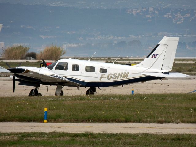 Piper Seneca (F-GSHM)