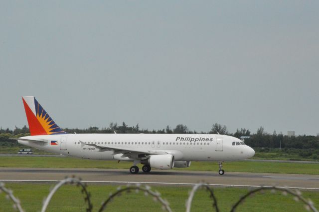 Airbus A320 (RP-C8606)