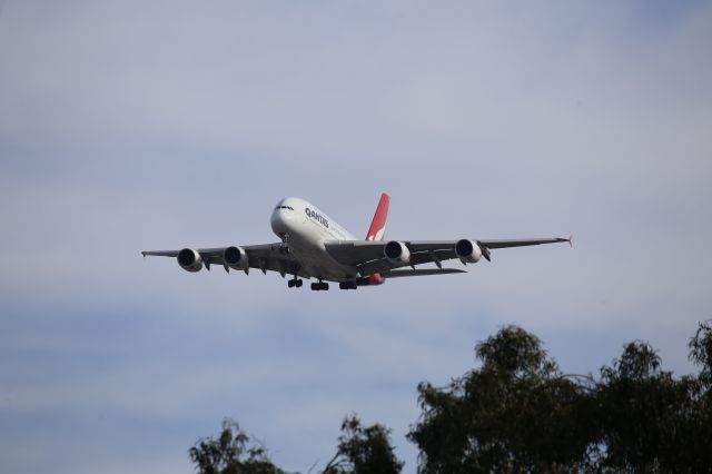 Airbus A380-800 (VH-OQJ)