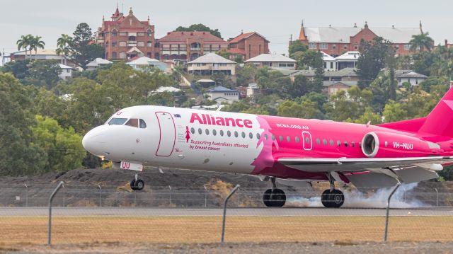 Fokker 70 (VH-NUU)