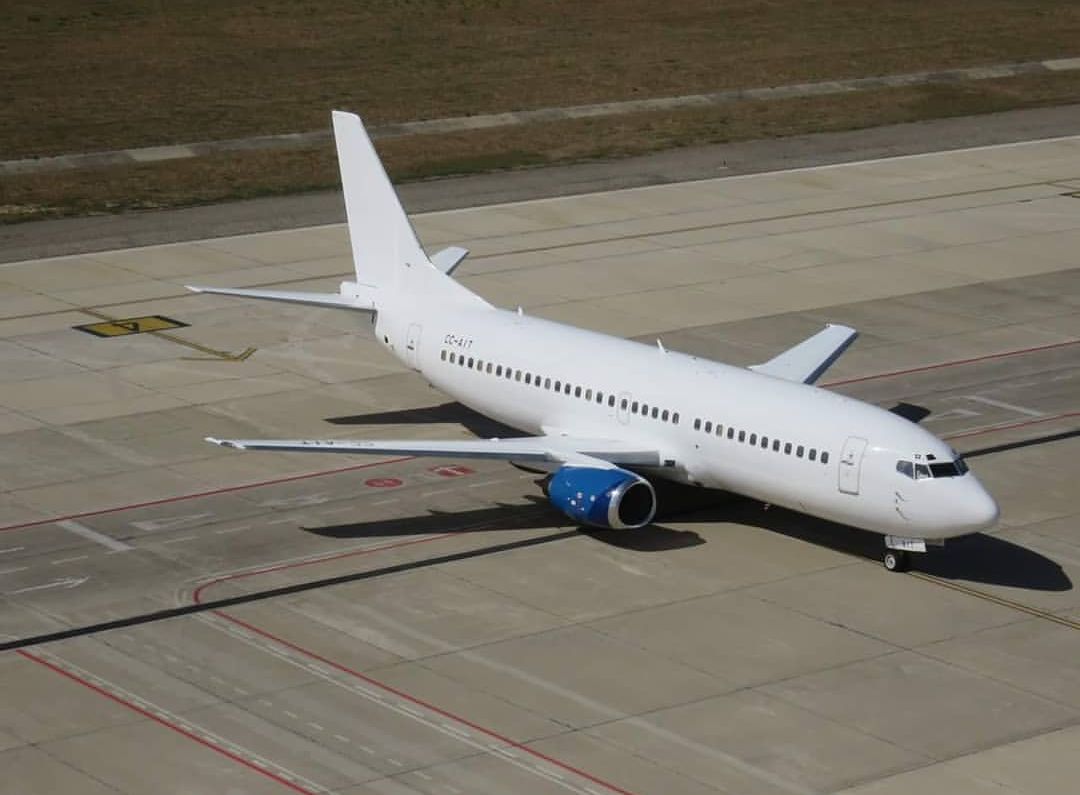 Boeing 737-700 (CC-AIT)