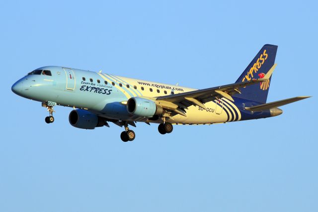 Embraer 170/175 (SU-GCU)