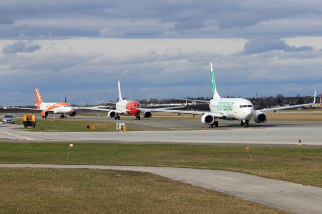 Boeing 737-800 (PH-HXO)
