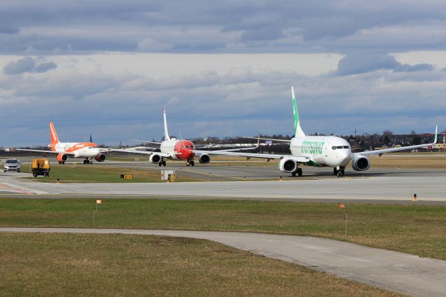 Boeing 737-800 (PH-HXO)