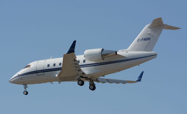 Canadair Challenger (C-FNBM) - Visiting CYHU, 22-03-2021