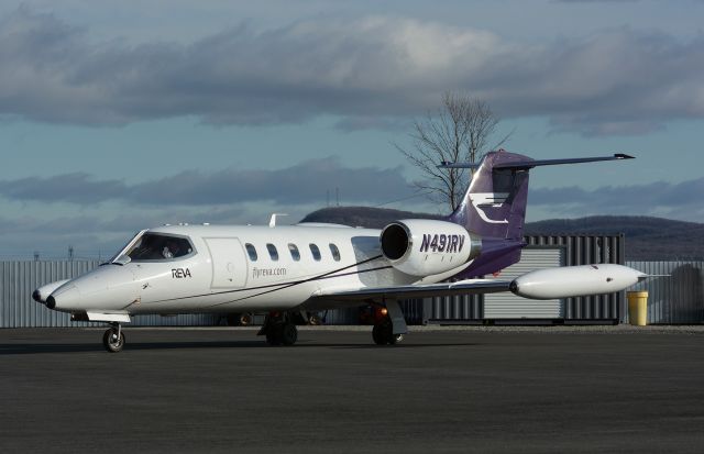 Learjet 35 (N491RV) - Visiting CYHU on 03-12-2021