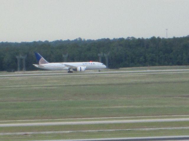 Boeing 787-8 (N26902)