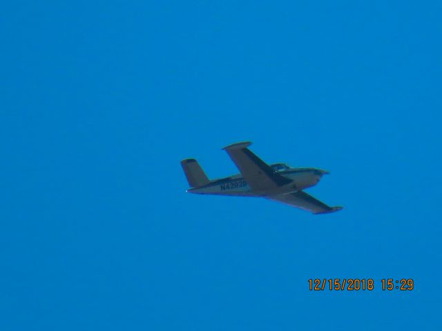 Beechcraft 35 Bonanza (N4292B)
