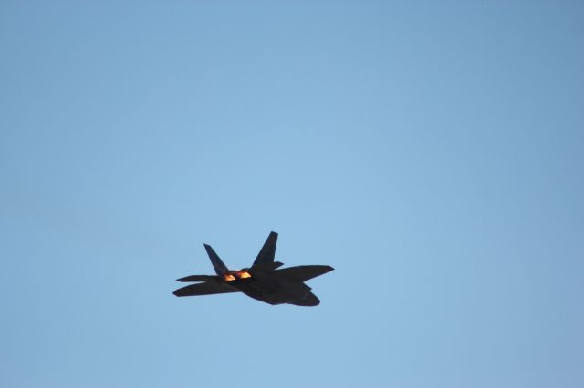 Lockheed F-22 Raptor — - Rocky Mountain Airshow... August/2011