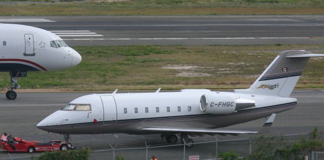 Canadair Challenger (C-FHGC)