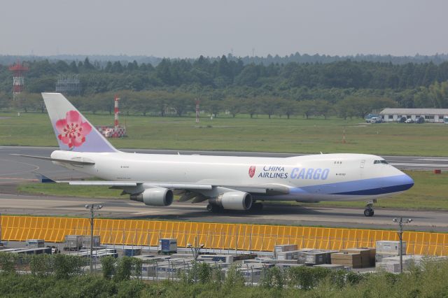 Boeing 747-400 (B-18707)