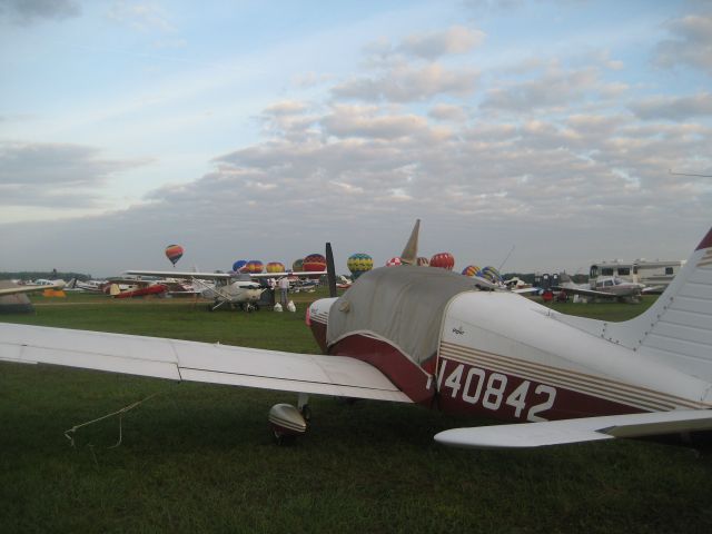 Piper Cherokee (N40842)