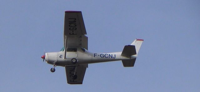 Cessna 152 (F-GCNJ)