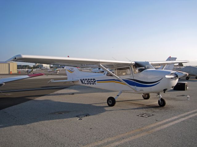 Cessna Skyhawk (N236SP)