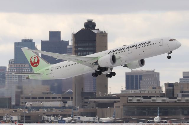 Boeing 787-9 Dreamliner (JA882J) - 'Japanair 7' departing to Tokyo Narita International Airport