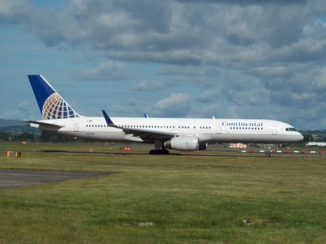 Boeing 757-200 (N29124) - Continental