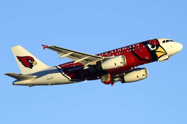 Airbus A319 (N837AW) - US Airways Airbus A319-132 N837AW on December 24, 2014. It Arizona Cardinals first flew on October 20, 2005. Its construction number is 2595. It was delivered to America West on November 4, 2005. It was transferred to US Airways on December 12, 2006. 